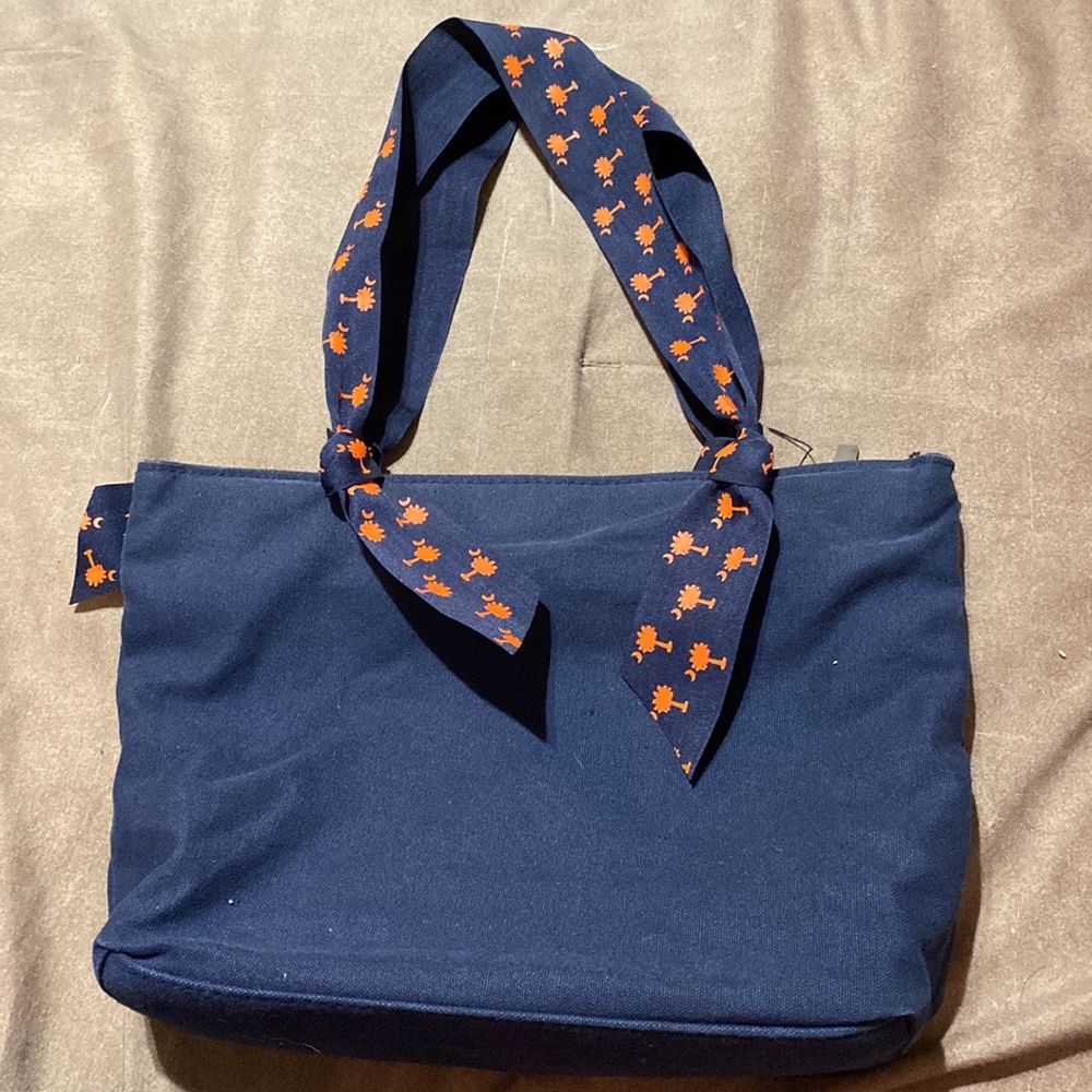 Purse - Picture 2 of 4